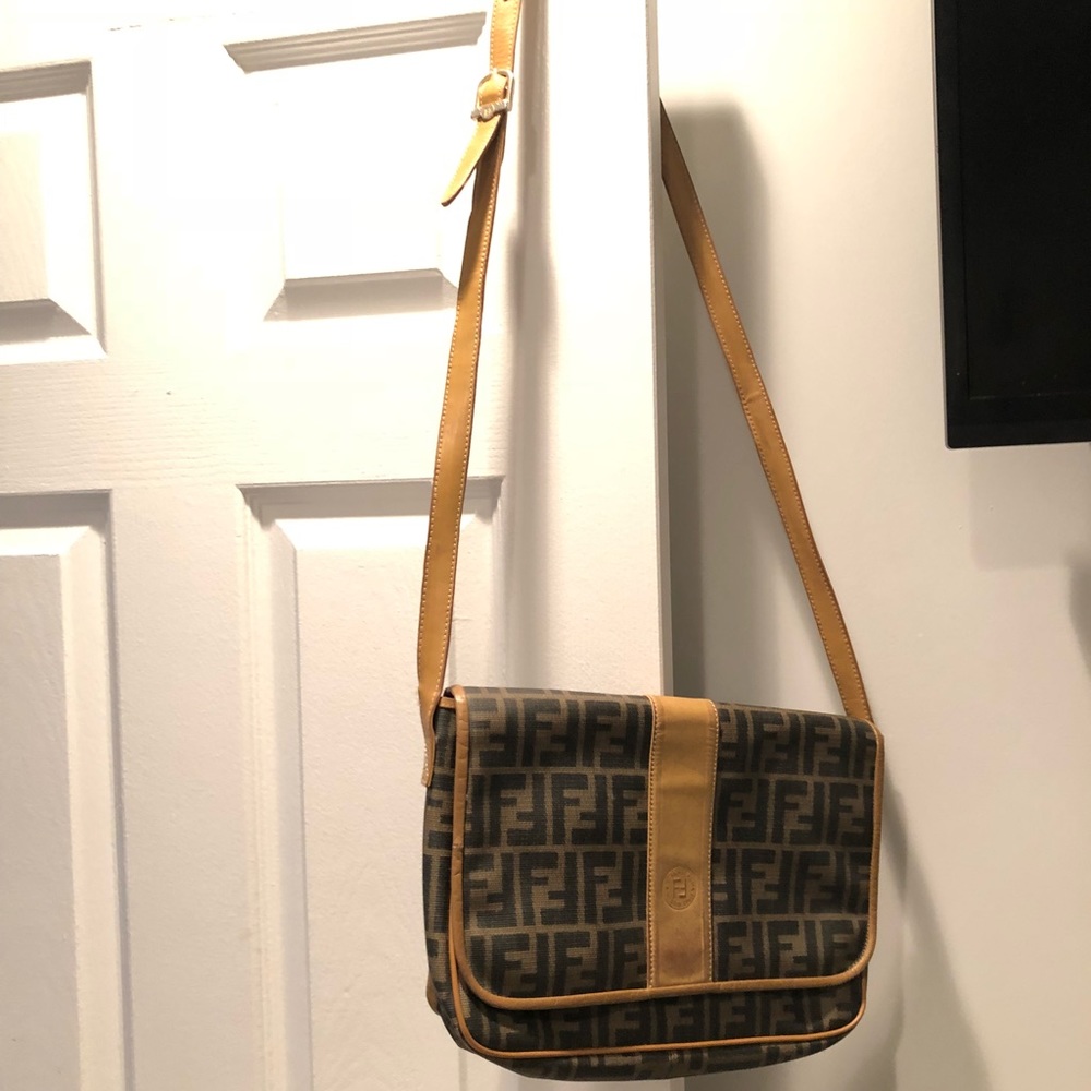 Vintage Fendi cross-body bag